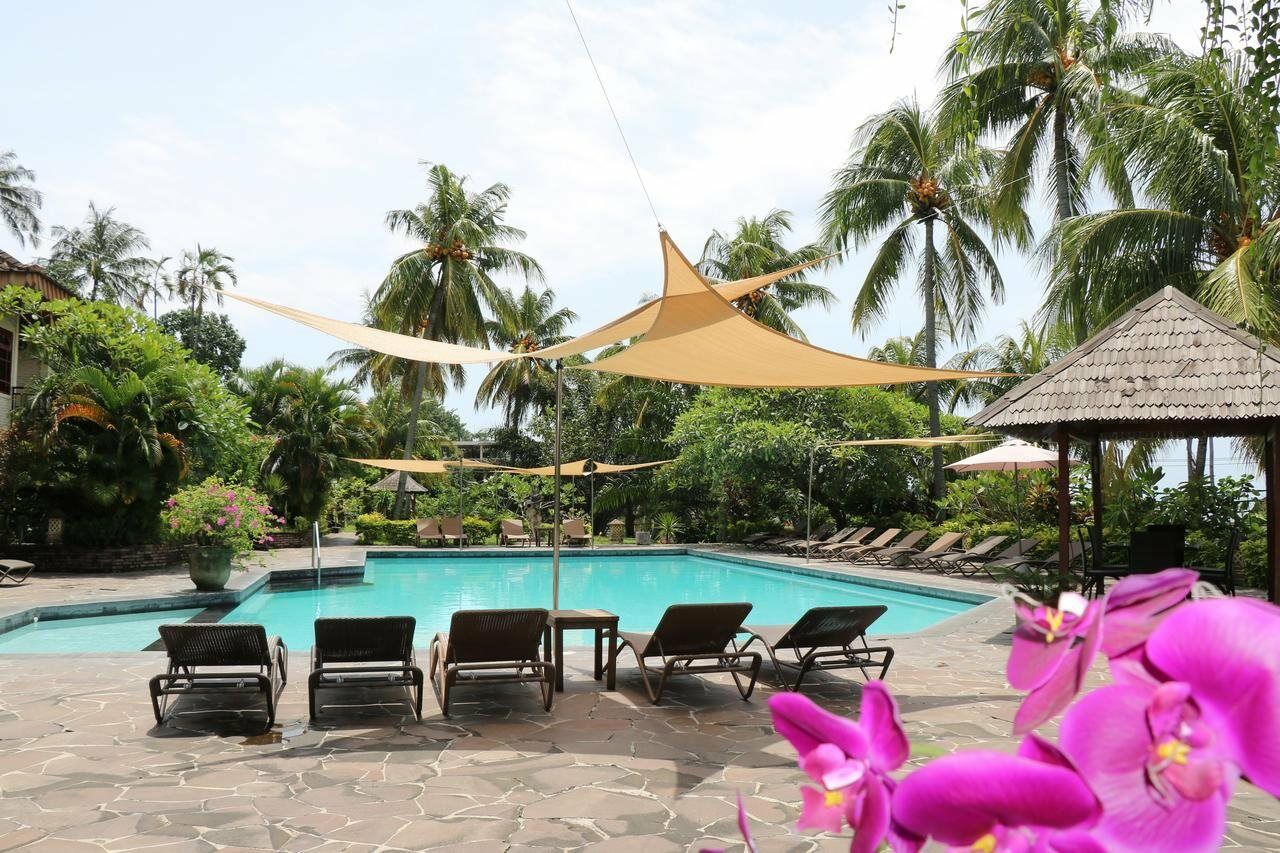 Puri Bunga Beach Cottages Senggigi Luaran gambar